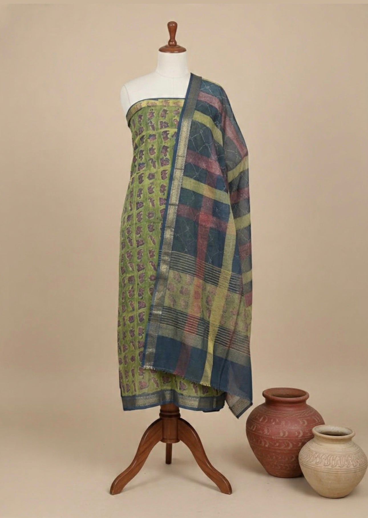 MAHESHWARI SUIT TOP 2.5 MTR DUPTTA 2.5 MTR