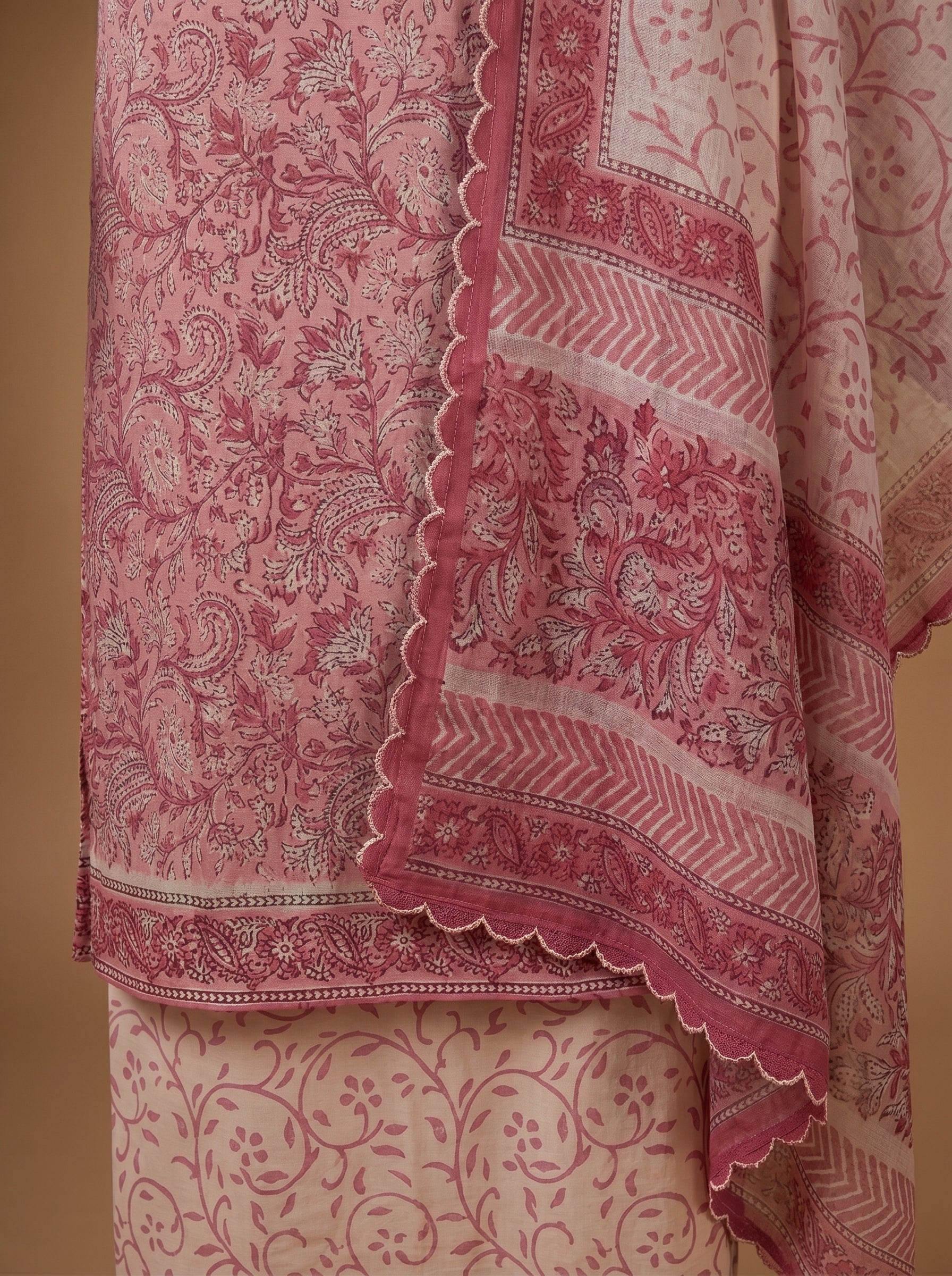LINEN SUIT